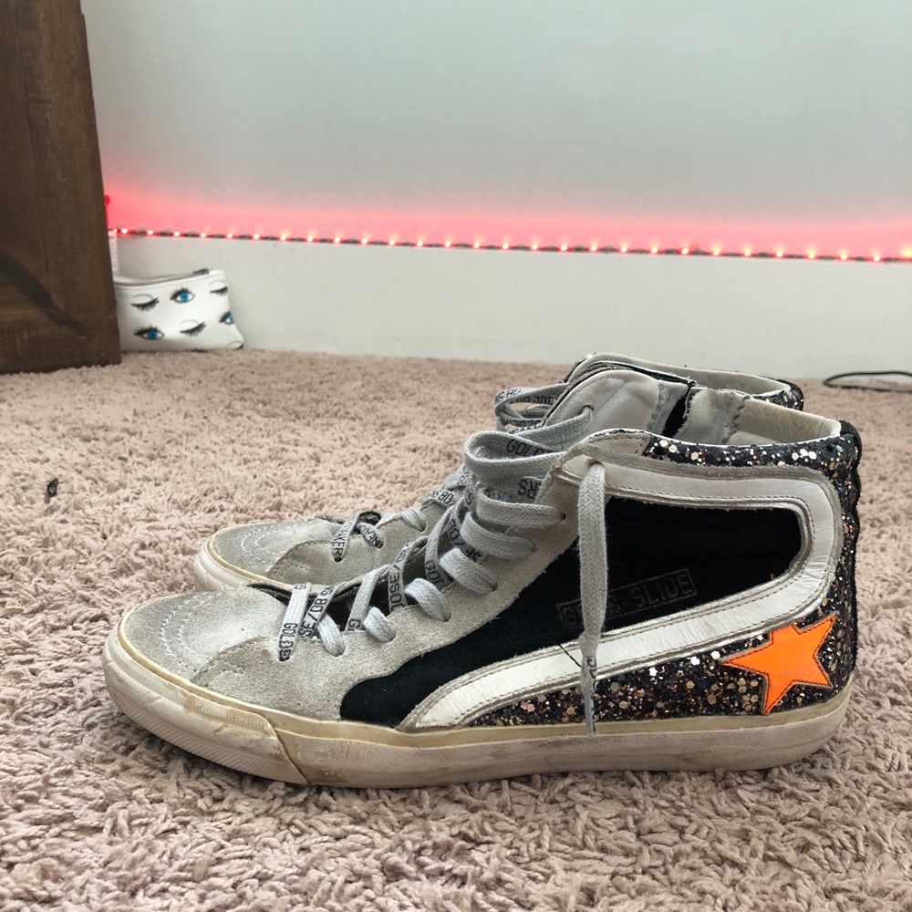 Size 39. - Picture 2 of 7